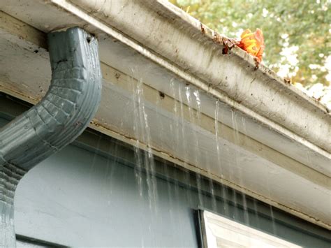 water leaking from gutter into house|Common Gutter Problems and DIY Fixes at Home